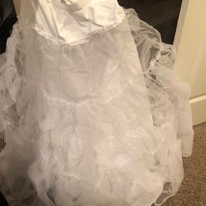 Wedding dress slips